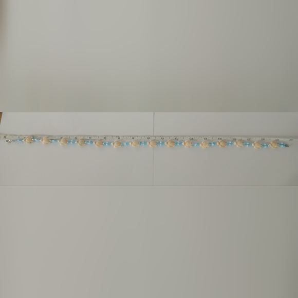 Blue and Cream Turtle Bead Necklace - Picture 5 of 5
